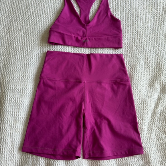 SET ACTIVE WORKOUT SHORTS SET 💓 - Picture 3 of 4